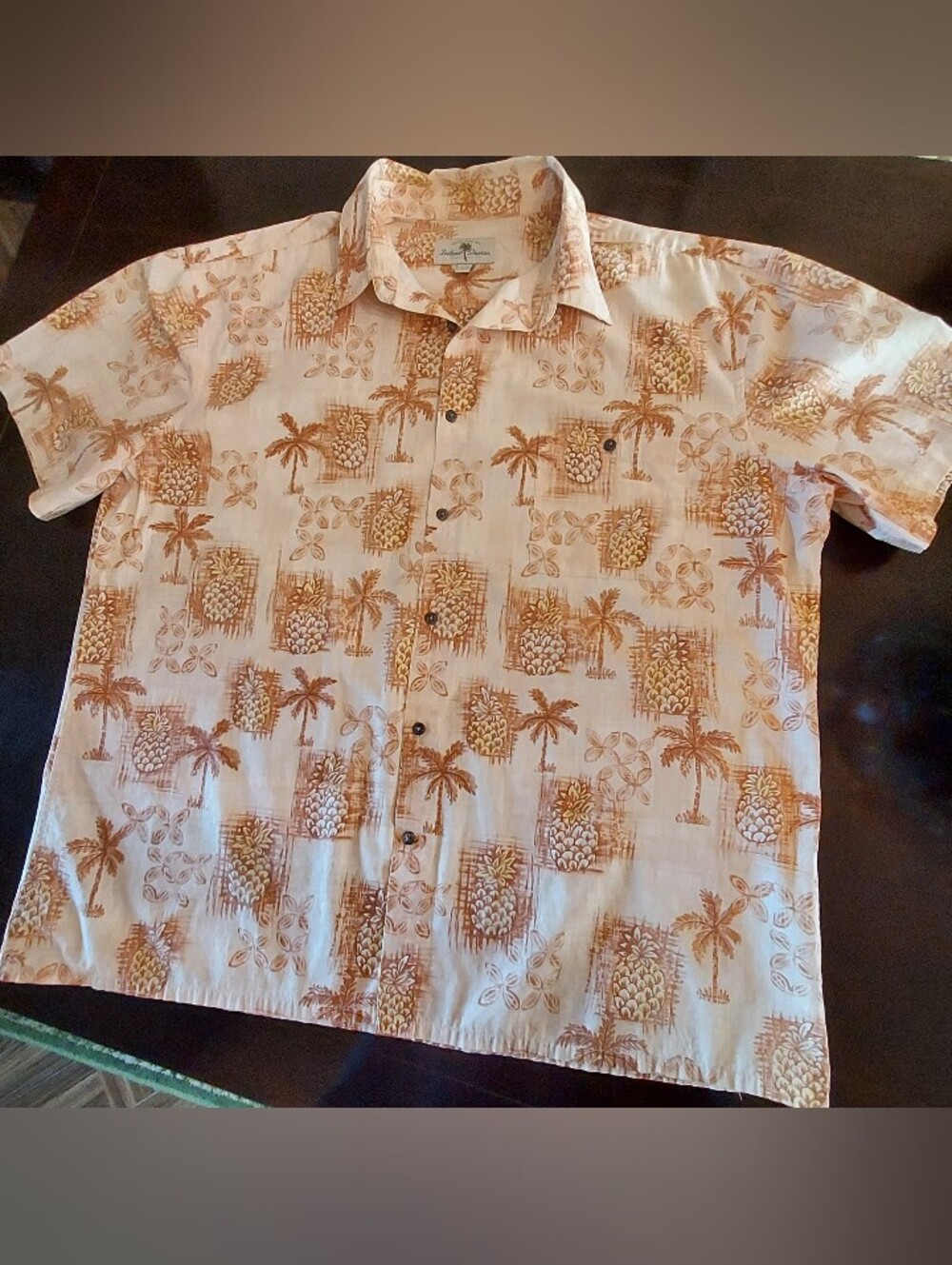 Island Shores 100 % Cotton Peach/ Cocoa Pineapple Print Short-Sleeve Shirt. XXL
